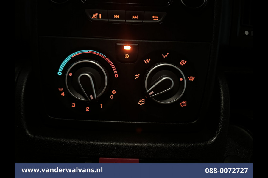 Peugeot Boxer 2.2 BlueHDi 141pk Bakwagen 435cm Lang Laadklep Euro6 Airco | 1055kg laadvermogen | Cruisecontrol Bijrijdersbank