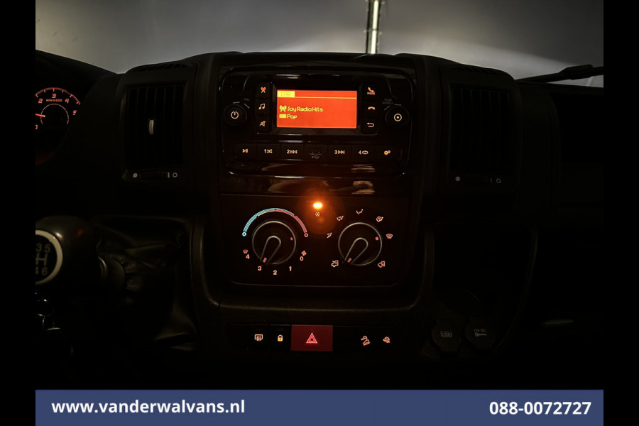 Peugeot Boxer 2.2 BlueHDi 165pk Bakwagen 434cm Lang Laadklep Euro6 Airco | Camera | Cruisecontrol Bijrijdersbank, 910kg laadvermogen