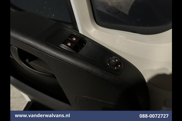 Peugeot Boxer 2.2 BlueHDi 165pk Bakwagen 434cm Lang Laadklep Euro6 Airco | Camera | Cruisecontrol Bijrijdersbank, 910kg laadvermogen