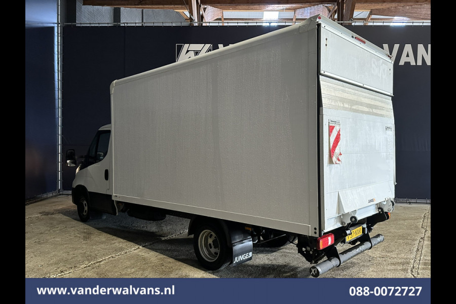 Iveco Daily 35C16H 157pk Dubbel Lucht Bakwagen 4.35m lang Laadklep Euro6 Airco | 980kg laadvermogen Bijrijdersbank