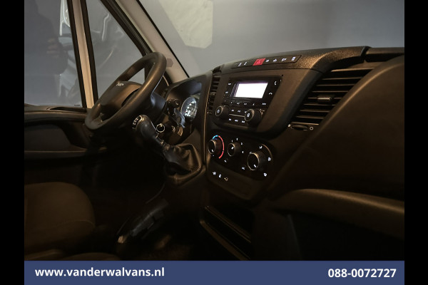 Iveco Daily 35C16H 157pk Dubbel Lucht Bakwagen 4.35m lang Laadklep Euro6 Airco | 980kg laadvermogen Bijrijdersbank