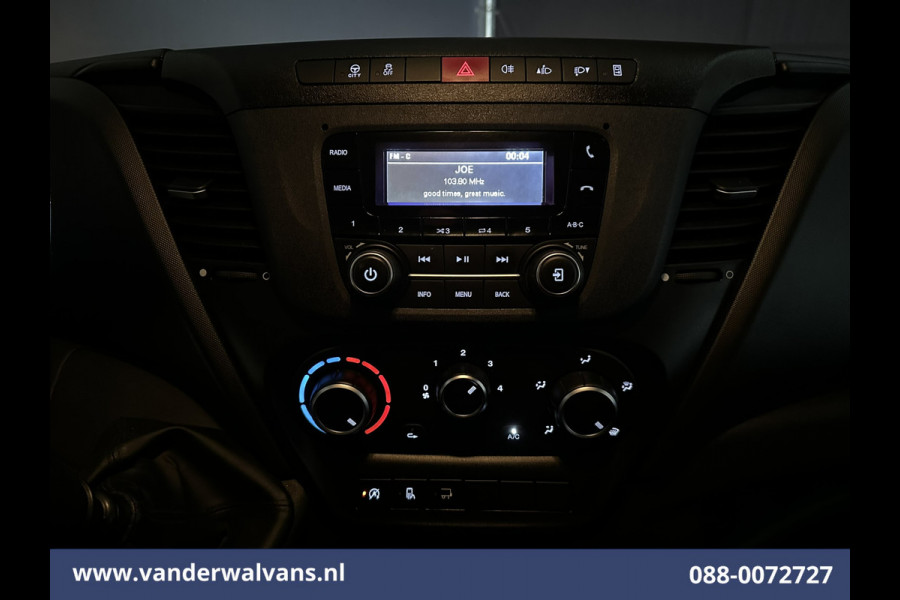 Iveco Daily 35C16H 157pk Dubbel Lucht Bakwagen 4.35m lang Laadklep Euro6 Airco | 980kg laadvermogen Bijrijdersbank