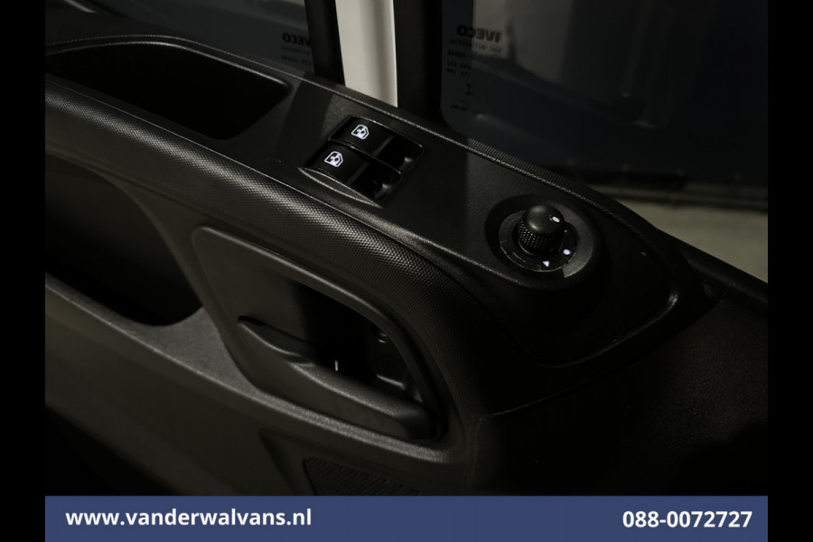 Iveco Daily 35C16H 157pk Dubbel Lucht Bakwagen 4.35m lang Laadklep Euro6 Airco | 980kg laadvermogen Bijrijdersbank