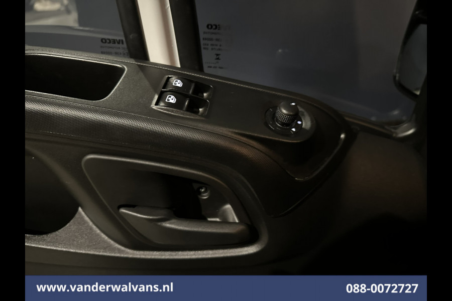 Iveco Daily 35C16H 157pk Bakwagen Laadklep Dubbel Lucht Euro6 Airco | 1010kg laadvermogen Bijrijdersbank
