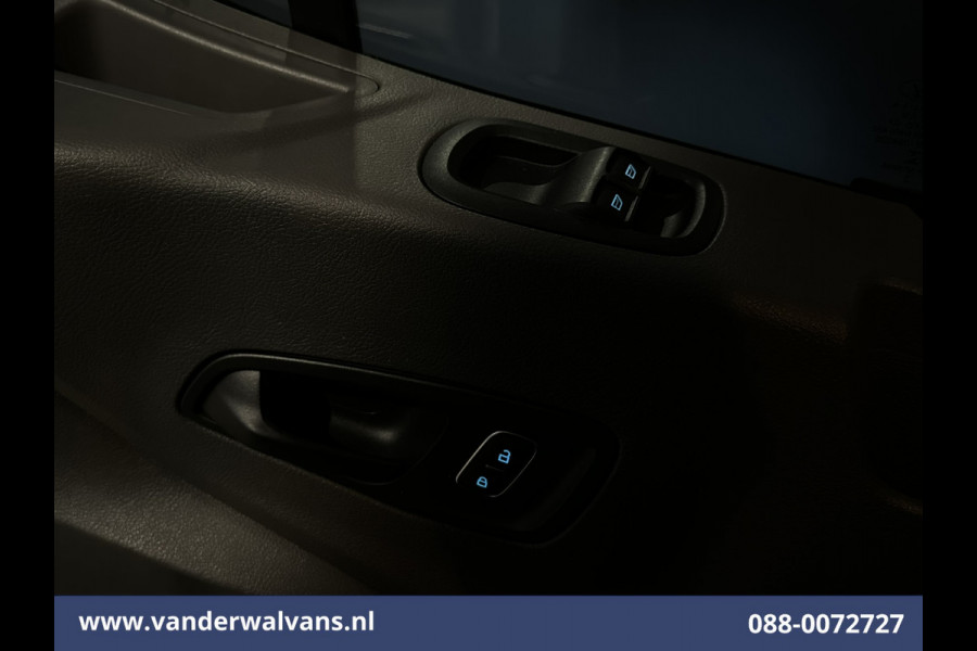 Ford Transit 2.0 TDCI 160pk Bakwagen 1231kg laadvermogen Laadklep Euro6 Airco | Lat om lat Betimmering | Cruisecontrol Verwarmde voorruit, Bijrijdersbank