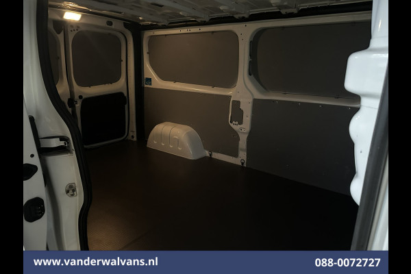 Renault Trafic 2.0 dCi 131pk L2H1 Euro6 Airco | LED | Cruisecontrol | Sidebars Parkeersensoren, Bijrijdersbank, 2500kg trekvermogen