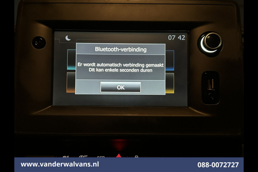 Renault Master 2.3 dCi 146pk Bakwagen 222cm Hoog Laadklep Euro6 Airco | Camera | Navigatie | LED Cruisecontrol, Bijrijdersbank