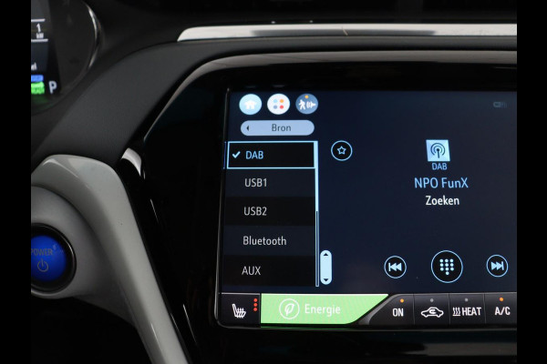 Opel Ampera-E Executive 60 kWh | 71.200km NAP | Leder | Stoelverwarming | Carplay | Camera | Xenon | Achterbankverwarming | Keyless | Park Assist | Climate control | Side Assist