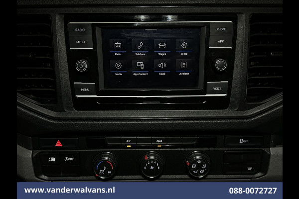 Volkswagen Crafter 2.0 TDI 141pk L3H3 L2H2 Euro6 Airco | Camera | Apple Carplay | Massagestoel | Cruisecontrol Android Auto, Chauffeurstoel