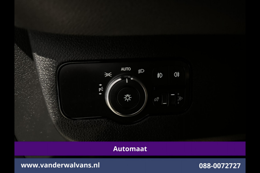 Mercedes-Benz Sprinter 214 CDI 143pk 9G-Tronic Automaat L2H2 Euro6 Airco | Camera | Navigatie | Apple Carplay | Chauffeursstoel Adaptieve Cruisecontrol, Android Auto, Stoelverwarming, Verwarmde Voorruit, 270 Graden Achterdeuren, Bijrijdersbank