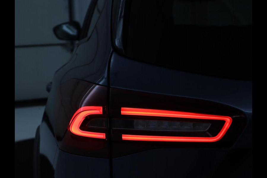 Ford Focus 1.0 EcoBoost Hybrid Active | Carplay | Keyless | Navigatie | Full LED | Parkeerhulp | Climate control | Getint glas | Cruise control | Bluetooth