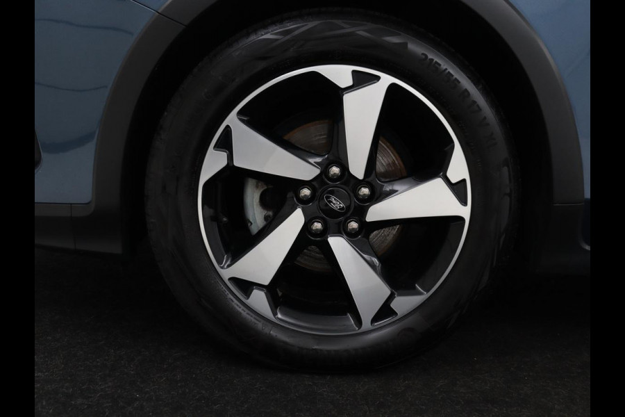 Ford Focus 1.0 EcoBoost Hybrid Active | Carplay | Keyless | Navigatie | Full LED | Parkeerhulp | Climate control | Getint glas | Cruise control | Bluetooth