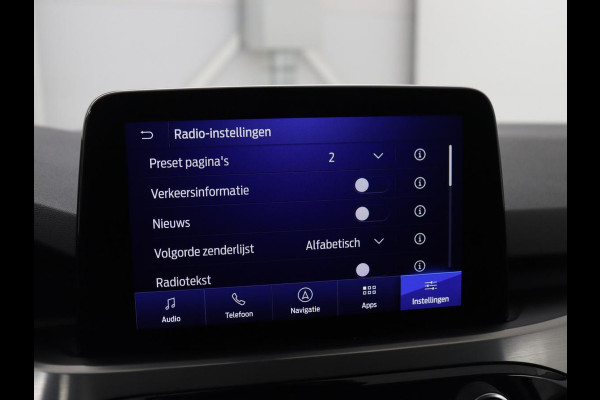 Ford Kuga 2.5 PHEV Titanium | SOH 87,5% | Trekhaak | Camera | Carplay | Navigatie | Climate control | Cruise control | Bluetooth | Keyless | Digital Cockpit | Plug in