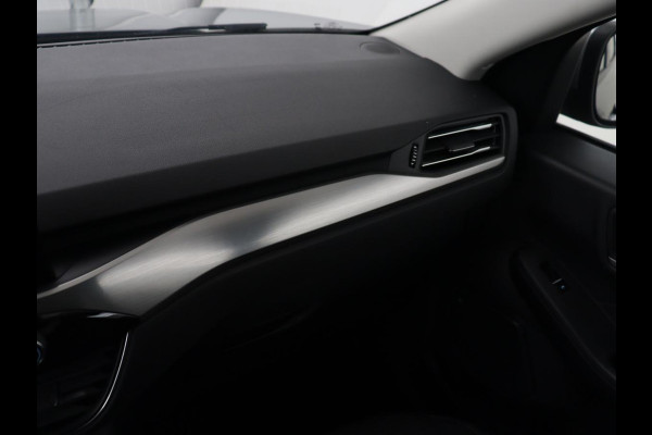 Ford Kuga 2.5 PHEV Titanium | SOH 87,5% | Trekhaak | Camera | Carplay | Navigatie | Climate control | Cruise control | Bluetooth | Keyless | Digital Cockpit | Plug in