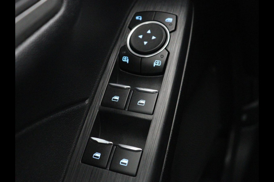 Ford Kuga 2.5 PHEV Titanium | SOH 87,5% | Trekhaak | Camera | Carplay | Navigatie | Climate control | Cruise control | Bluetooth | Keyless | Digital Cockpit | Plug in