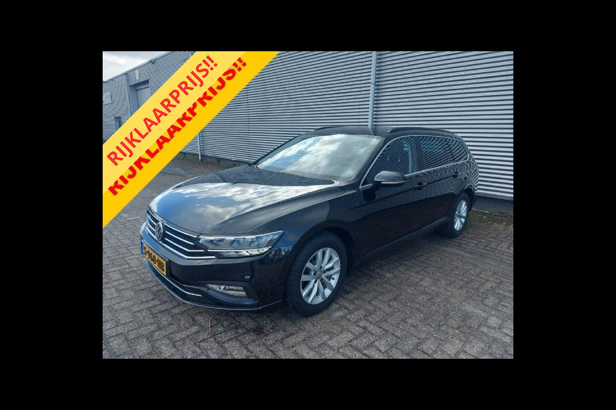Volkswagen Passat Variant 1.5 TSI Comfort Business Automaat, Carplay,cruise,wegklapbare trekhaak,navigatie,parkeersensoren,
