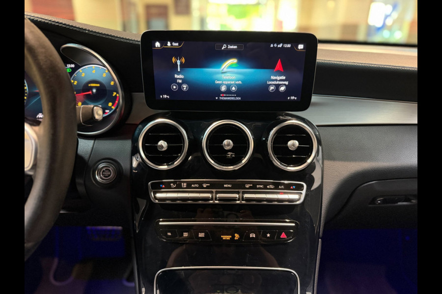 Mercedes-Benz GLC AMG 63 S 4MATIC+|Pano|Burmester|Keyless