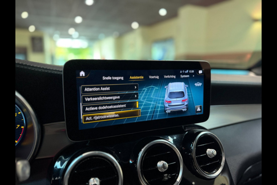 Mercedes-Benz GLC AMG 63 S 4MATIC+|Pano|Burmester|Keyless
