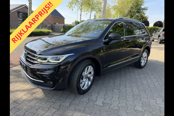 Volkswagen Tiguan 1.4 TSI eHybrid Elegance Business+,Navigatie-Camera,Elec trekhaak,Stoel/stuurverwarming,Park-control,