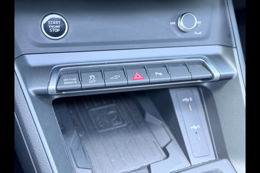 Audi Q3 Sportback 45 TFSI e S Edition Pano/Elektr.stoelen/Camera