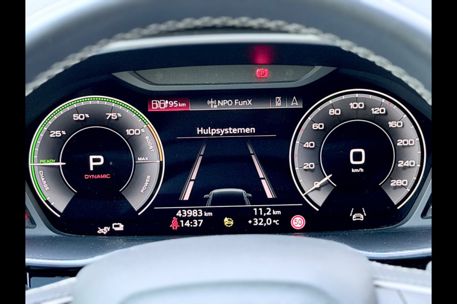 Audi Q3 Sportback 45 TFSI e S Edition Pano/Elektr.stoelen/Camera