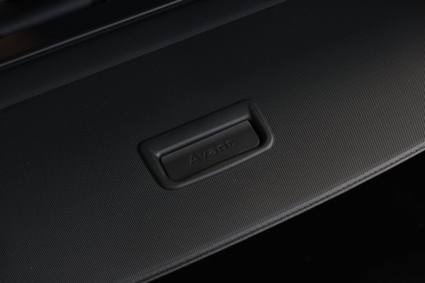Audi A4 Avant 40 TFSI S-Line Black Edition *Pano*Camera*Keyless*Matrix Led*Elek. Stoelen*