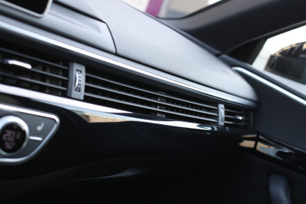 Audi A4 Avant 40 TFSI S-Line Black Edition *Pano*Camera*Keyless*Matrix Led*Elek. Stoelen*