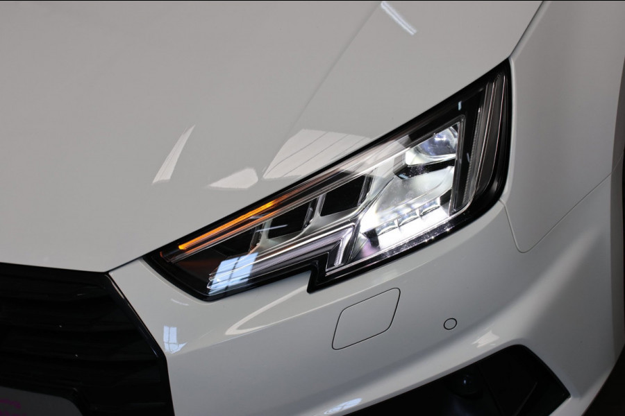 Audi A4 Avant 40 TFSI S-Line Black Edition *Pano*Camera*Keyless*Matrix Led*Elek. Stoelen*