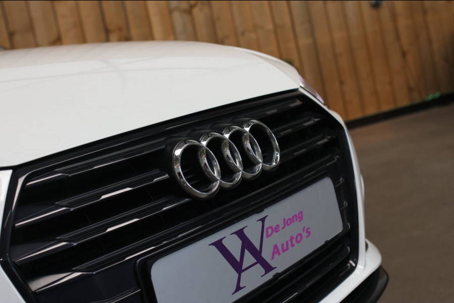 Audi A4 Avant 40 TFSI S-Line Black Edition *Pano*Camera*Keyless*Matrix Led*Elek. Stoelen*