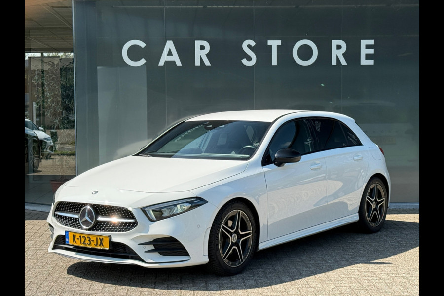 Mercedes-Benz A-Klasse 180 AMG Night Navi|Sfeer|Stoelverwarming|Dealer Onderhouden