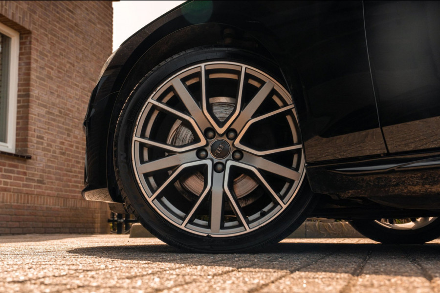 Audi A4 Avant 40 TFSI Launch Edition Sport 190 PK Aut. LED Leder Virtual Stoelverwarming 19''