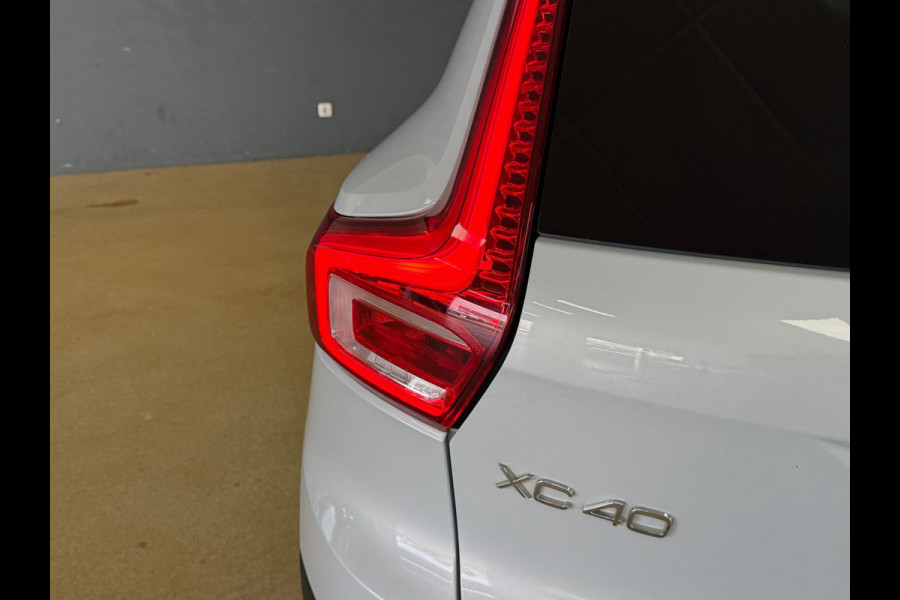 Volvo XC40 1.5 T3 Momentum | Leder | Elektr. Trekhaak | BLISS