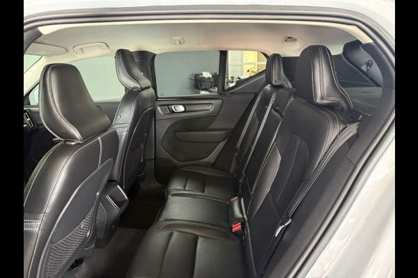 Volvo XC40 1.5 T3 Momentum | Leder | Elektr. Trekhaak | BLISS
