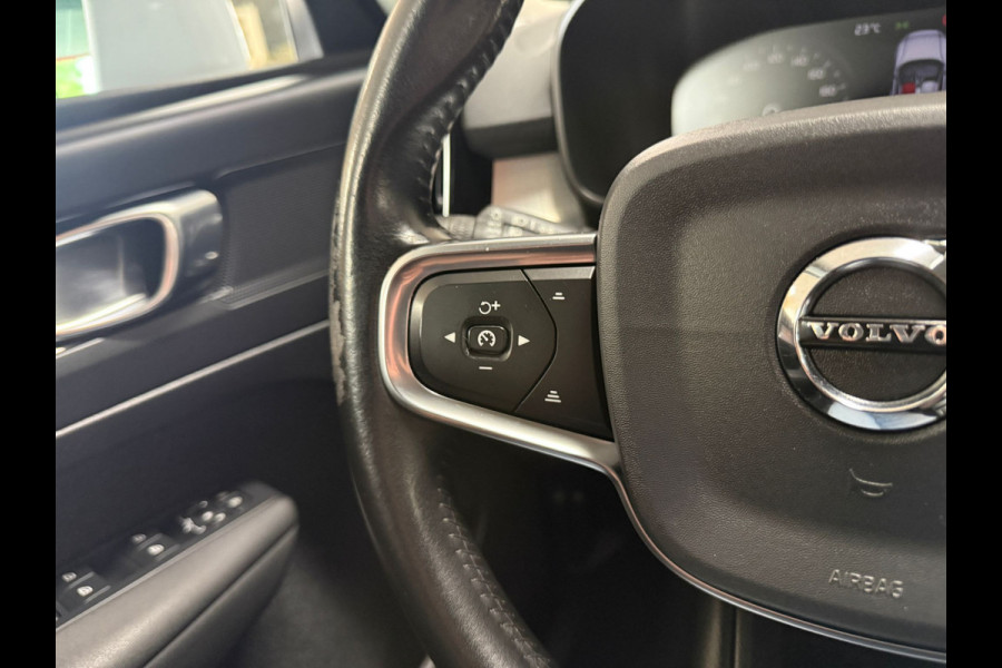 Volvo XC40 1.5 T3 Momentum | Leder | Elektr. Trekhaak | BLISS