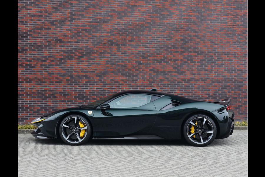 Ferrari SF90 Stradale 4.0 V8 | Atelier - Verde Zeltweg - Extended Fiorano