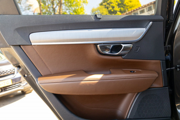 Volvo V90 2.0 T8 AWD Inscription I 91% I Btw I Luxe Leder I Trekhaak I Pine Grey