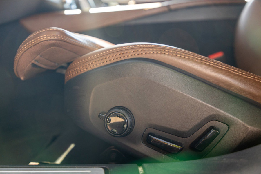 Volvo V90 2.0 T8 AWD Inscription I 91% I Btw I Luxe Leder I Trekhaak I Pine Grey