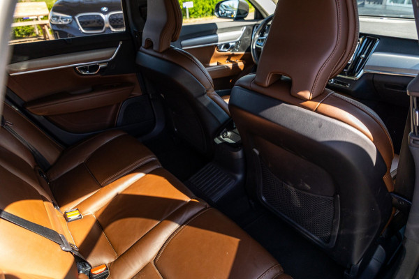 Volvo V90 2.0 T8 AWD Inscription I 91% I Btw I Luxe Leder I Trekhaak I Pine Grey
