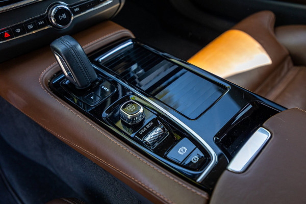 Volvo V90 2.0 T8 AWD Inscription I 91% I Btw I Luxe Leder I Trekhaak I Pine Grey
