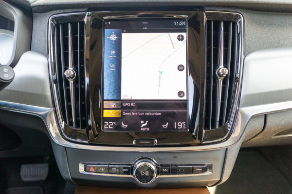 Volvo V90 2.0 T8 AWD Inscription I 91% I Btw I Luxe Leder I Trekhaak I Pine Grey