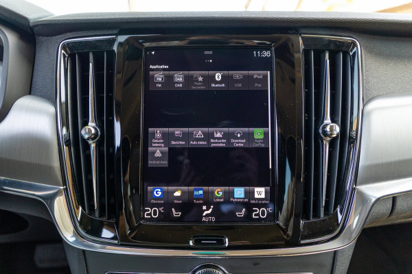 Volvo V90 2.0 T8 AWD Inscription I 91% I Btw I Luxe Leder I Trekhaak I Pine Grey