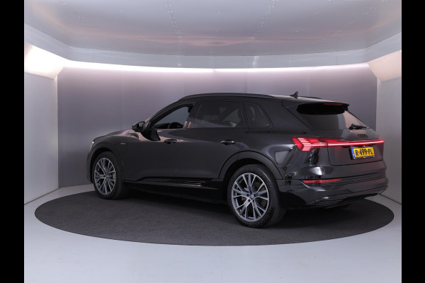 Audi e-tron 55 quattro Advanced edition 95 kWh 408 pk | SOH 94% | Navigatie | Trekhaak (afneembaar) | Parkeersensoren | Luchtvering | Stoelverwarming |