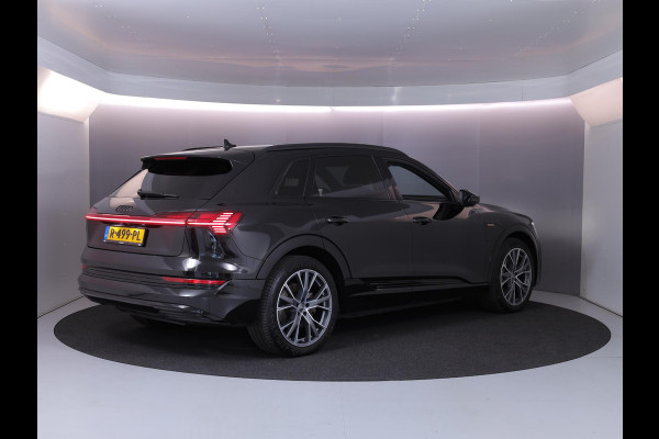 Audi e-tron 55 quattro Advanced edition 95 kWh 408 pk | SOH 94% | Navigatie | Trekhaak (afneembaar) | Parkeersensoren | Luchtvering | Stoelverwarming |