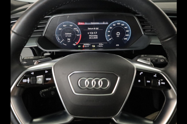 Audi e-tron 55 quattro Advanced edition 95 kWh 408 pk | SOH 94% | Navigatie | Trekhaak (afneembaar) | Parkeersensoren | Luchtvering | Stoelverwarming |