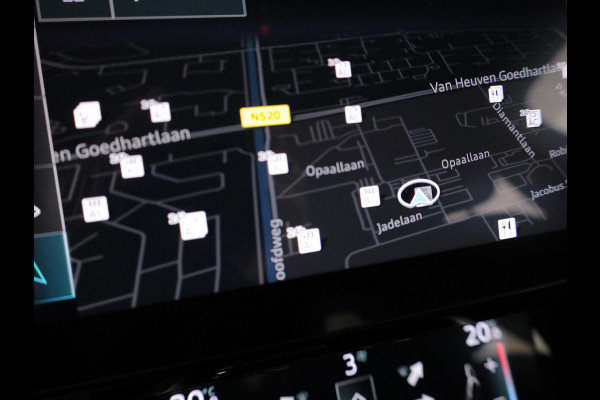 Audi e-tron 55 quattro Advanced edition 95 kWh 408 pk | SOH 94% | Navigatie | Trekhaak (afneembaar) | Parkeersensoren | Luchtvering | Stoelverwarming |