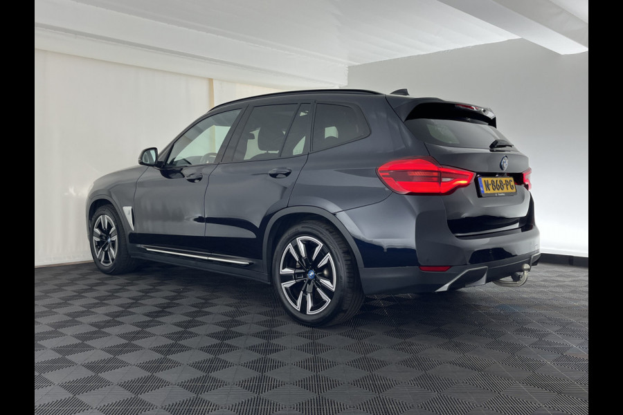 BMW iX3 Executive 80 kWh [ 3-Fase ] {SOH-99%} (INCL-BTW) Aut. *PANO | LEATHER | ADAPTIVE-CRUISE | FULL-LED | BLIND-SPOT | MEMORY-PACK | DIGI-COCKPIT | HEATED-COMFORTSEATS | KEYLESS | CAMERA | DAB+ | TOWBAR | 19''ALU*