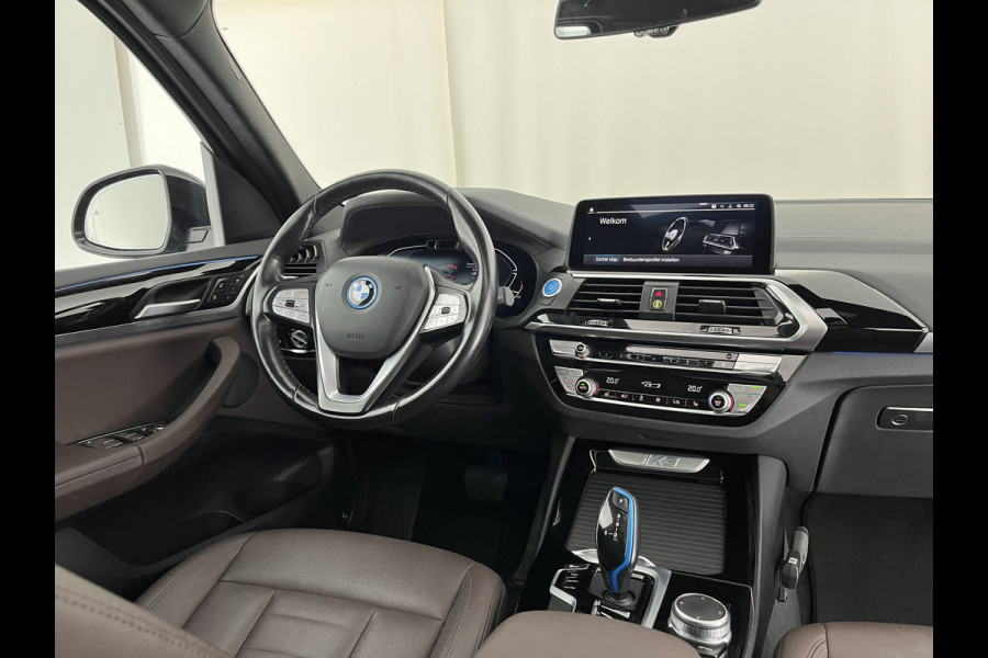BMW iX3 Executive 80 kWh [ 3-Fase ] {SOH-99%} (INCL-BTW) Aut. *PANO | LEATHER | ADAPTIVE-CRUISE | FULL-LED | BLIND-SPOT | MEMORY-PACK | DIGI-COCKPIT | HEATED-COMFORTSEATS | KEYLESS | CAMERA | DAB+ | TOWBAR | 19''ALU*