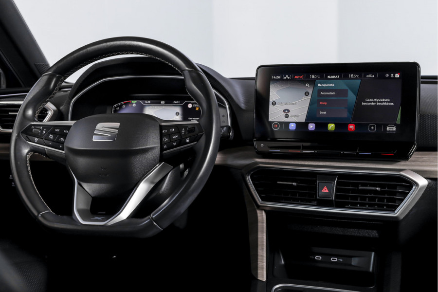 Seat Leon Sportstourer 1.4 TSI eHybrid PHEV Xcellence | S/K-Panodak | Dig. Cockpit | Adapt. Cruise | Stoel-+Stuurverw. | PDC | Camera | NAV + App. Connect | ECC | LM 18" |
