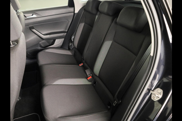 Volkswagen Taigo Oranje Edition 1.0 85 kW / 116 pk TSI CUV 7 versn. | Automaat (DSG) | Navigatie  | Parkeersensoren | Achteruitrijcamera | Stoelverwarming |