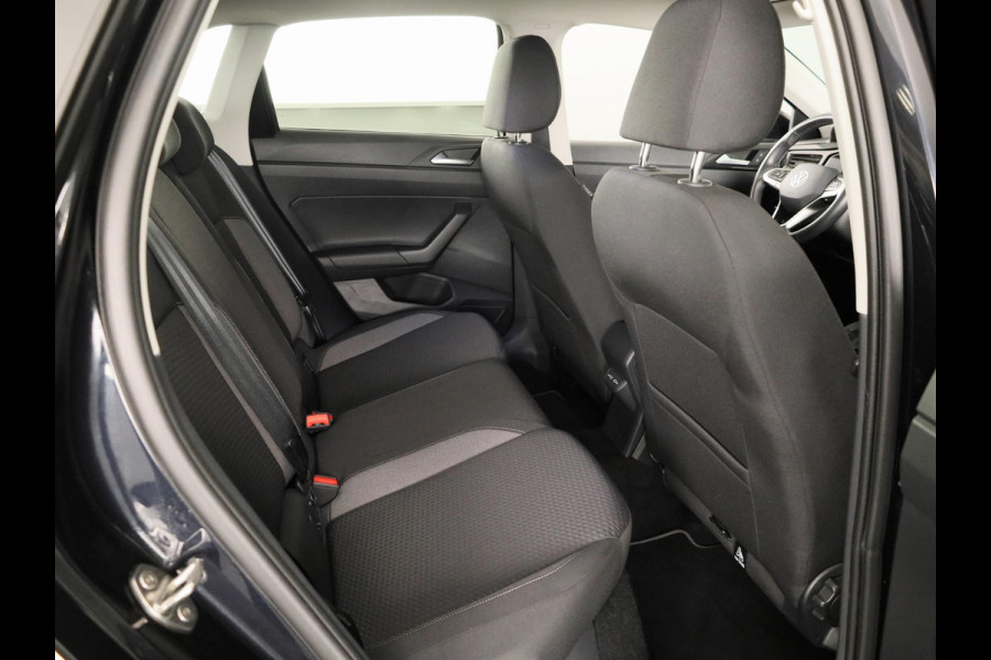 Volkswagen Taigo Oranje Edition 1.0 85 kW / 116 pk TSI CUV 7 versn. | Automaat (DSG) | Navigatie  | Parkeersensoren | Achteruitrijcamera | Stoelverwarming |